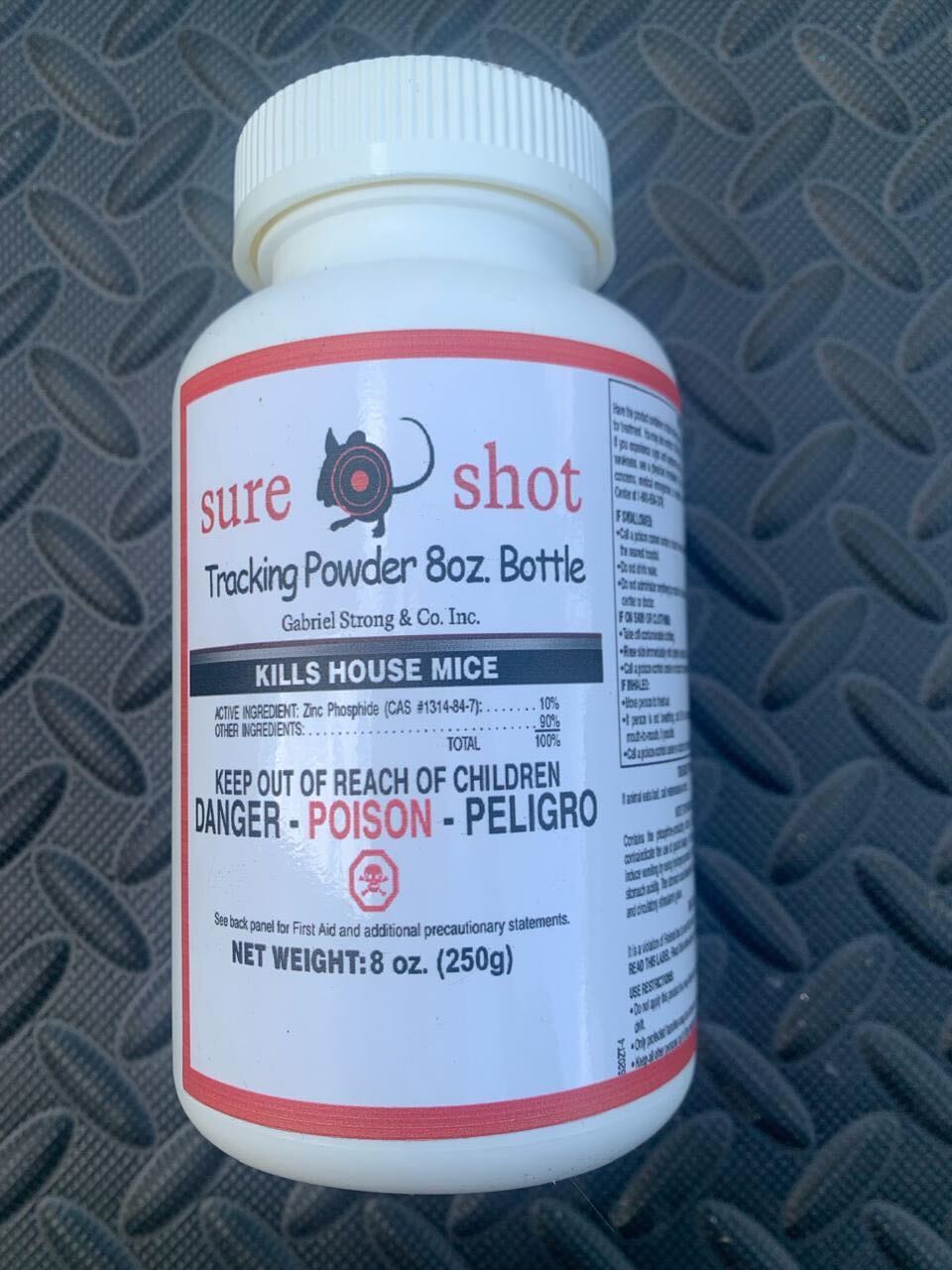 KILLSHOT ® Tracking Powder 16oz bottle.